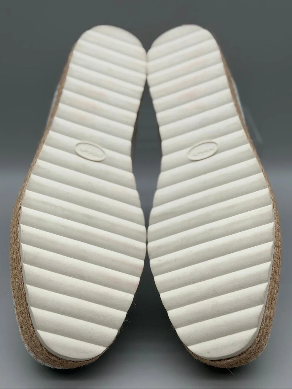 Dr. Scholl’s Sunray Classic White Canvas Espadrille Slip-On for Women, size 11US